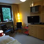 Guest house Air Boardinghouse Tulip Stockum, Zu Fuss - 3 Minuten Zur Messe Dusseldorf