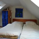 Guest house Air Boardinghouse Tulip Stockum, Zu Fuss - 3 Minuten Zur Messe Dusseldorf