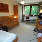 Air Boardinghouse Tulip Stockum, Zu Fuss - 3 Minuten Zur Messe 4* Düsseldorf