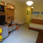 Air Boardinghouse Tulip Stockum, Zu Fuss - 3 Minuten Zur Messe Pensjonat 4*
