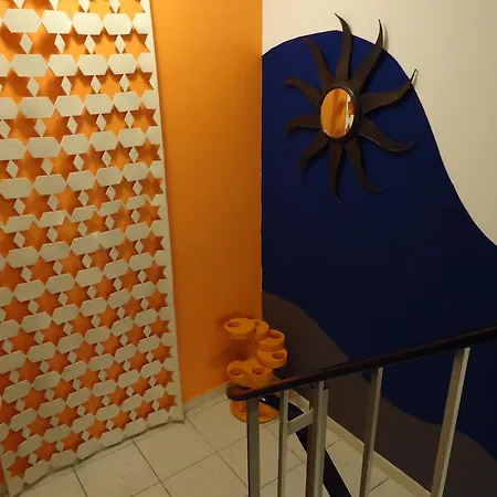 Air Boardinghouse Tulip Stockum, Zu Fuss - 3 Minuten Zur Messe Maison d'hôtes 3*