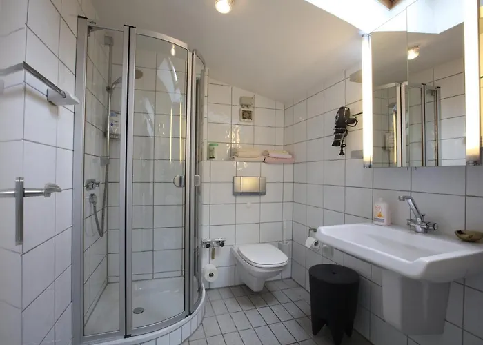 Konukevi Air Boardinghouse Tulip Stockum, Zu Fuss - 3 Minuten Zur Messe