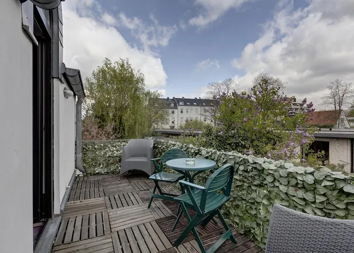 Air Boardinghouse Tulip Stockum, Zu Fuss - 3 Minuten Zur Messe بيت ضيافة