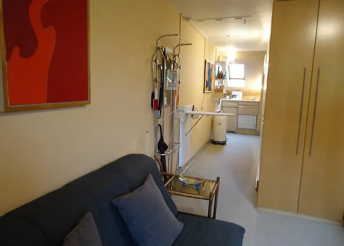 Air Boardinghouse Tulip Stockum, Zu Fuss - 3 Minuten Zur Messe Düsseldorf