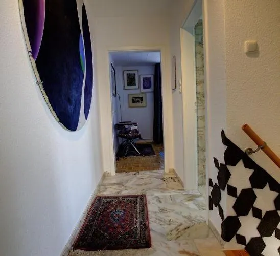 Konukevi Air Boardinghouse Tulip Stockum, Zu Fuss - 3 Minuten Zur Messe