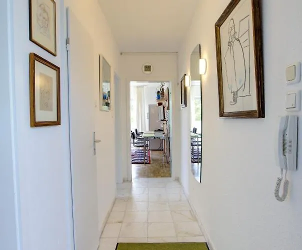 Guest house Air Boardinghouse Tulip Stockum, Zu Fuss - 3 Minuten Zur Messe Dusseldorf