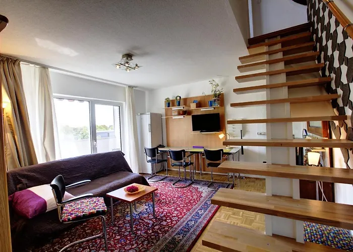 بيت ضيافة Air Boardinghouse Tulip Stockum, Zu Fuss - 3 Minuten Zur Messe 4*