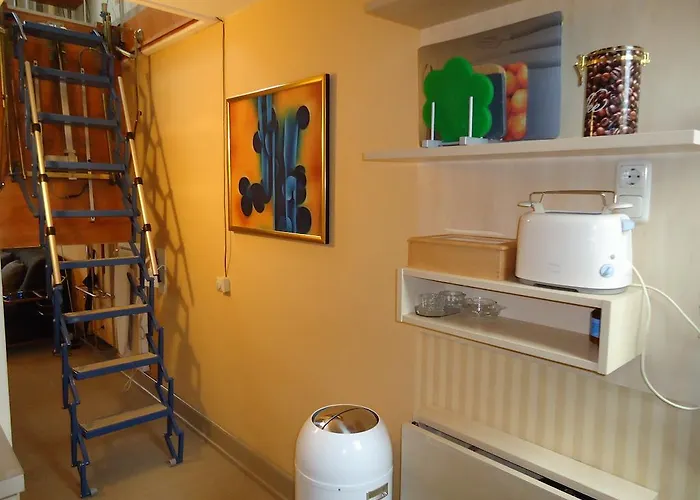 Air Boardinghouse Tulip Stockum, Zu Fuss - 3 Minuten Zur Messe 招待所